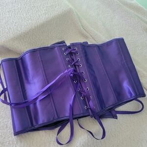 Source Unknown Purple Corset Belt